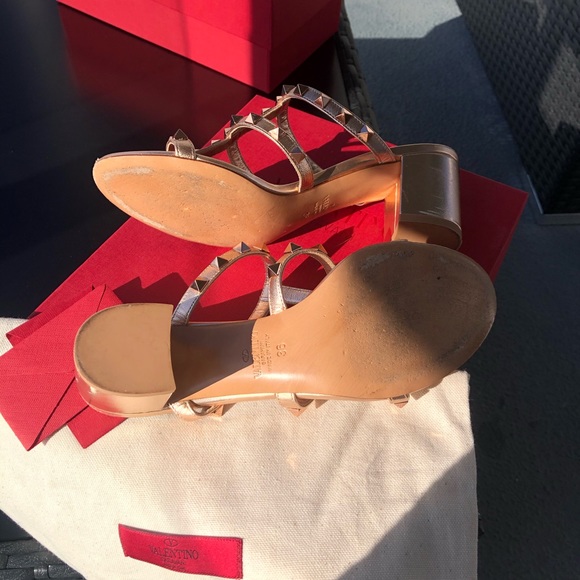 VALENTINO ROCK STUD MULES ROSE GOLD - Picture 4 of 4